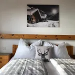 Gerti Apartamento *