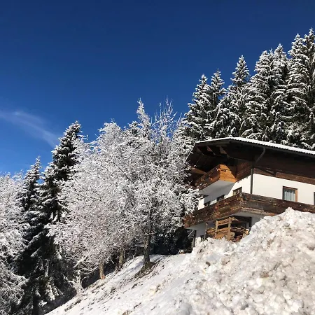 Gerti Apartamento *