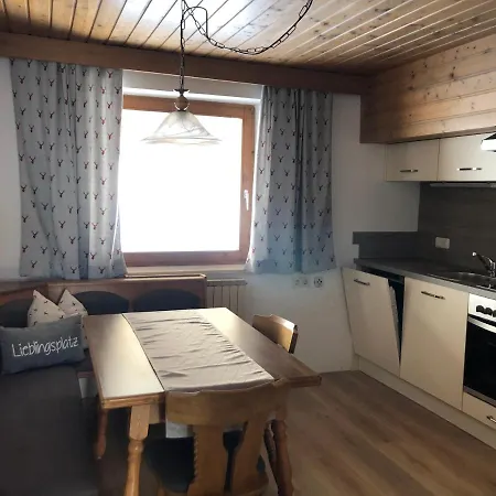 Gerti Apartment *